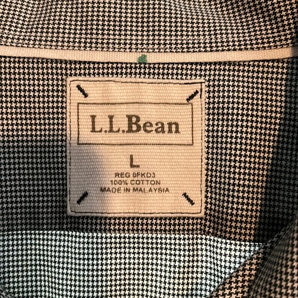 LL Bean Small Green & White Gingham, Checkered Pattern Dress Shirt - Picture 8 of 8